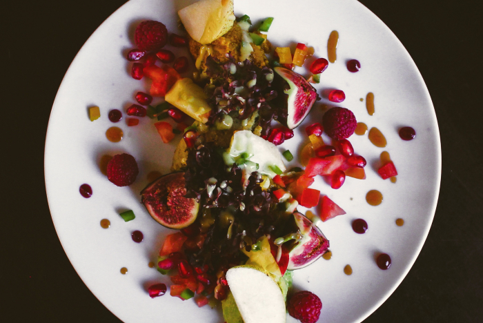 季節のフルーツと彩り野菜のタブレ仕立て